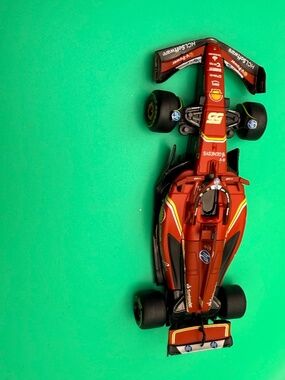 Ferrari SF-24 Formula 1 RC Car #55 Carlos Sainz 2.4GHz Rechargeable